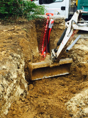 Tranchée technique réalisé par Gauthier Terrassement dans l'Essonne (91)
