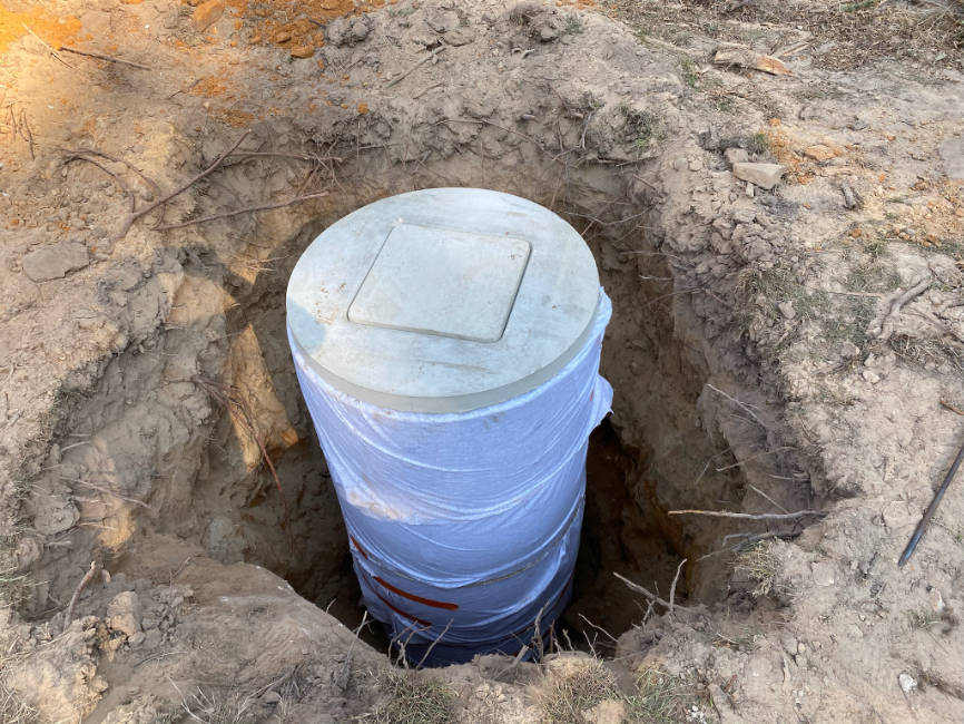 Puisard béton installé pour l'infiltration des eaux pluviales dans l'Essonne